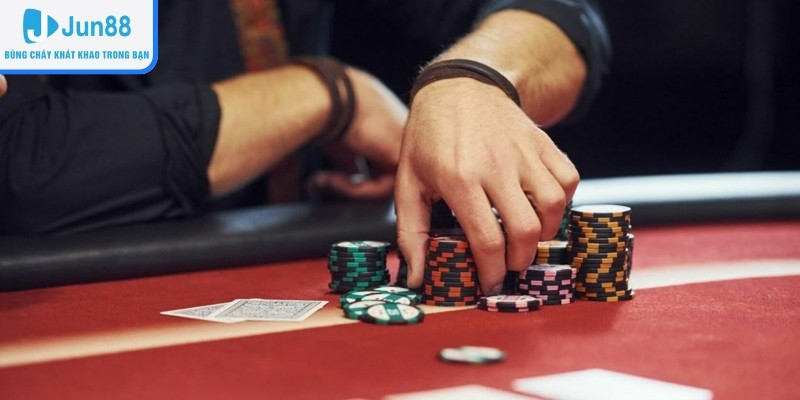 Jun88 Poker - Hướng Dẫn Chơi Bài Cùng Mẹo Chiến Thắng Hay - Ảnh 1